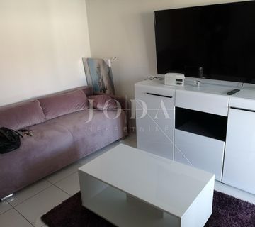 Studio apartman u centru grada - cover
