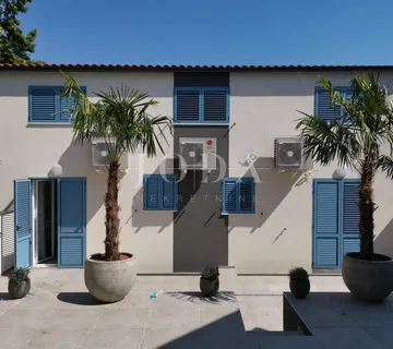 Stan u centru Crikvenice  - cover