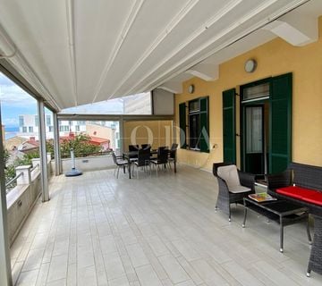 Predivan stan 80 m od mora - cover