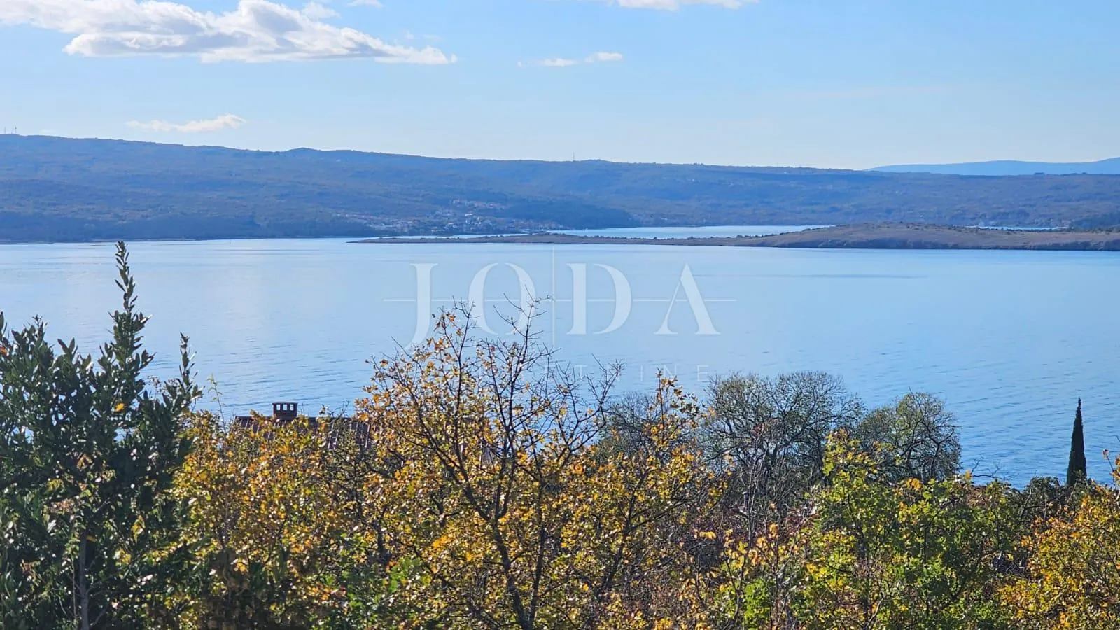 Dramalj obiteljska kuća sa dva stana - cover