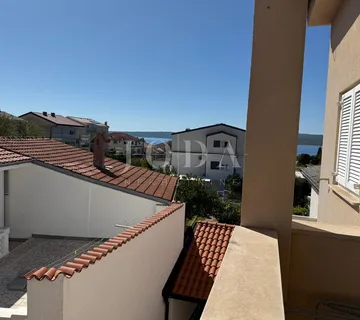 Selce dvoetažni stan - cover