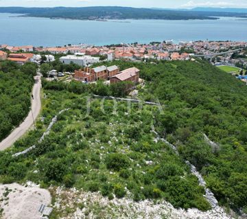 Crikvenica, odličan teren sa panoramskim pogledom  - cover