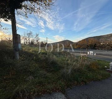 Bribir, građevinsko zemljište na odličnoj lokaciji 677m2 - cover