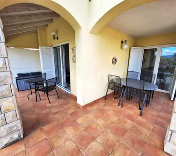 Kuća 200 metara od mora, Malinska! - cover