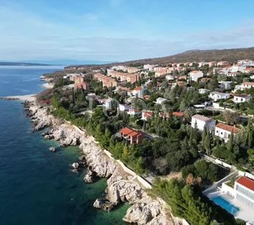 Novi Vinodolski kuća na bribirskoj obali - cover