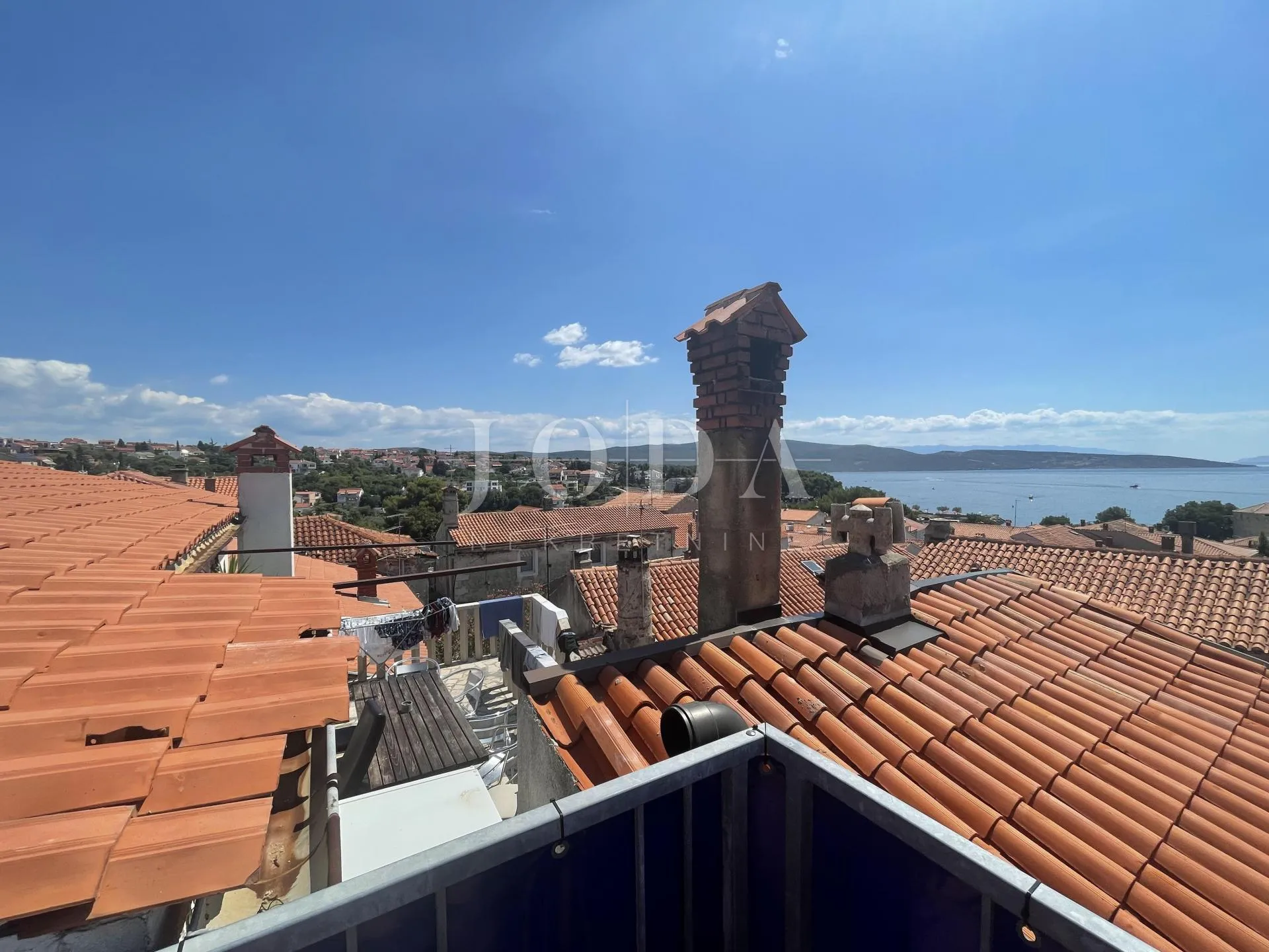 Apartman u staroj povijesnoj jezgri grada  - cover