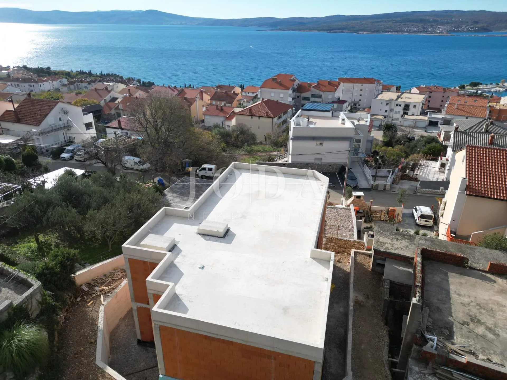 Crikvenica samostojeća kuća s bazenom i pogledom na more - cover