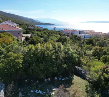 Smokvica zemljište blizu mora - cover