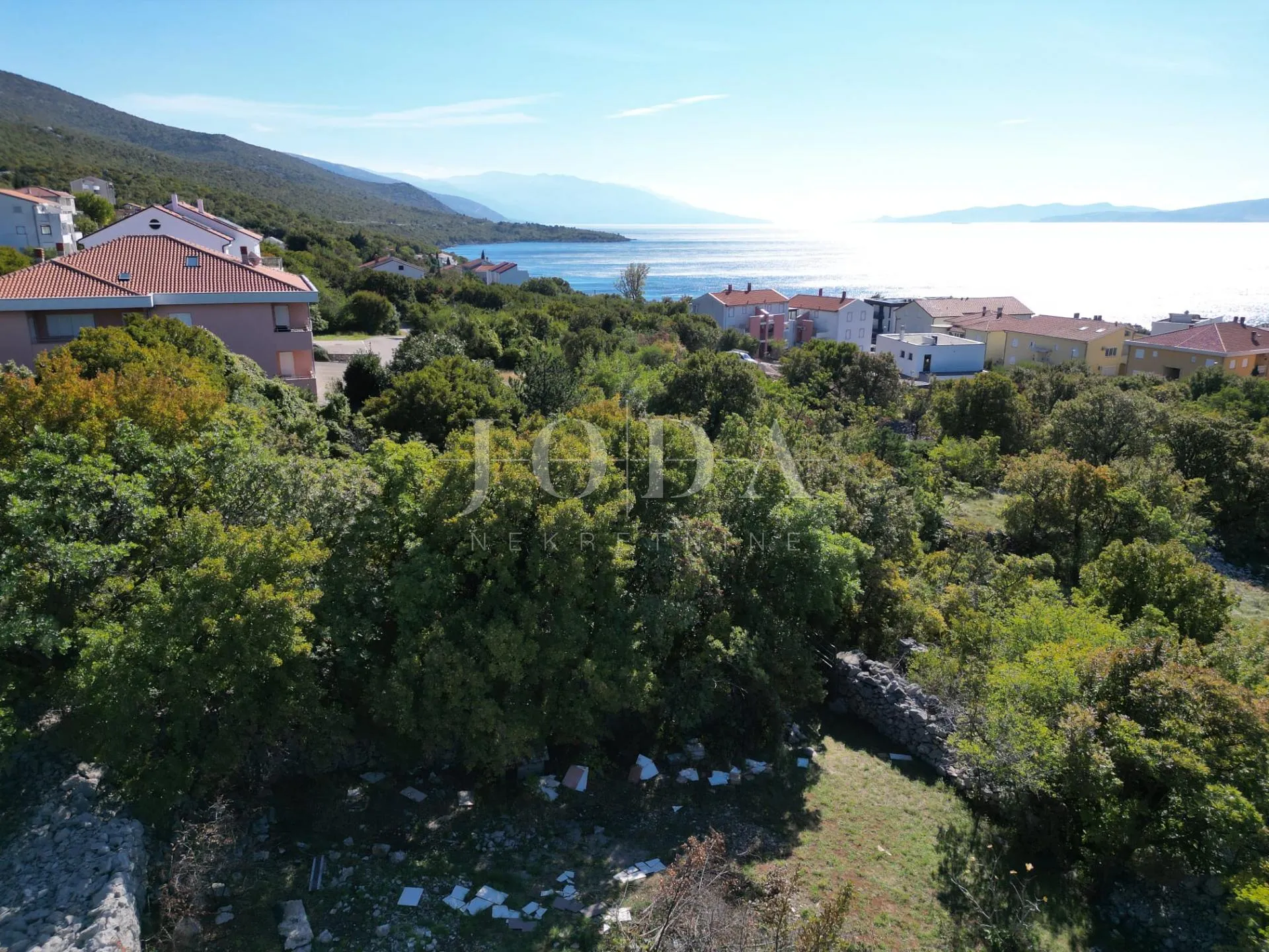 Smokvica zemljište blizu mora - cover