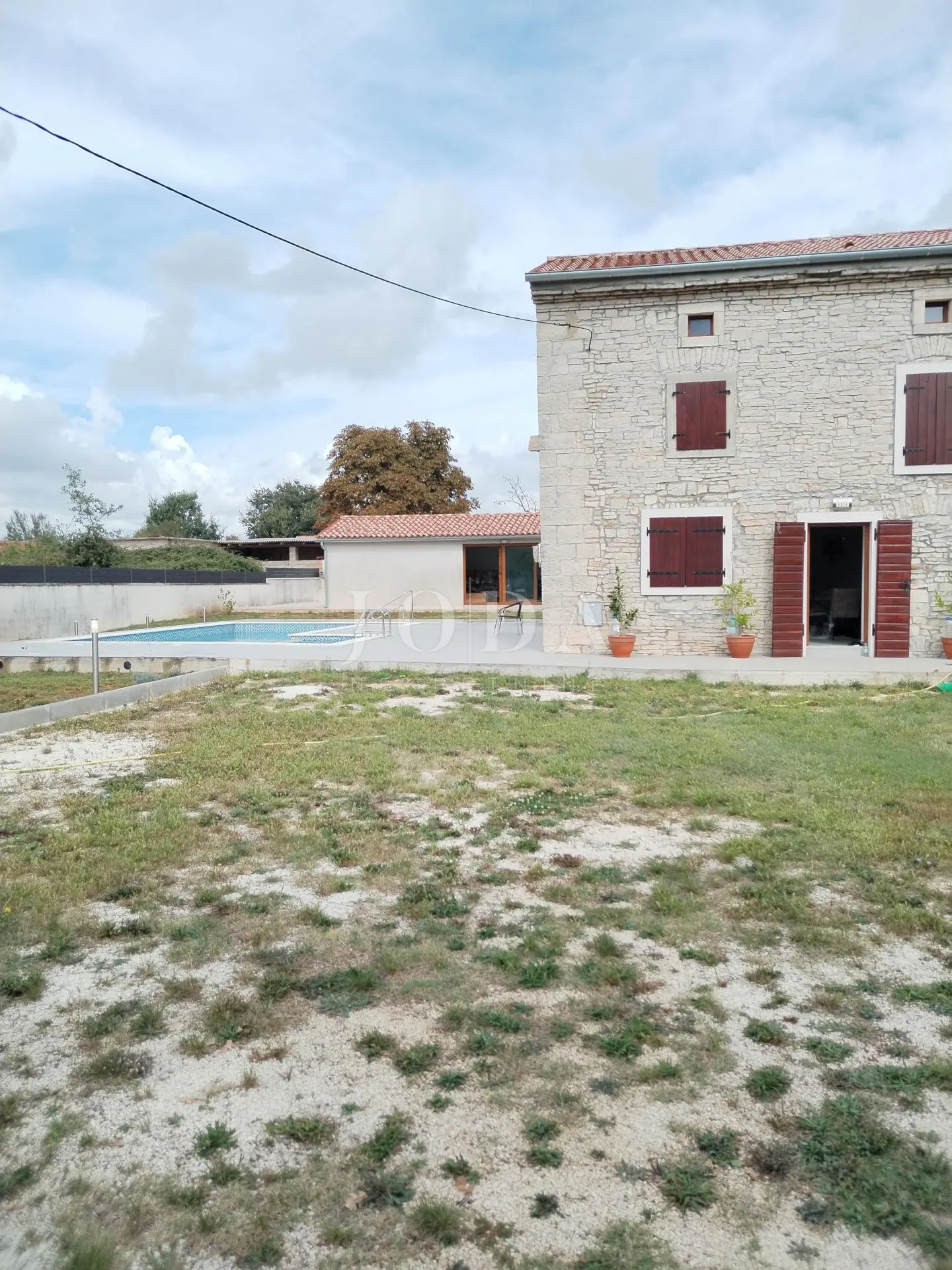 Svetvinčenat, okolica, novouređena kamena kuća sa bazenom - cover