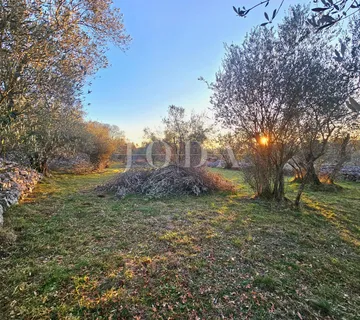 Građevinsko zemljište s djelomičnim pogledom na more - cover