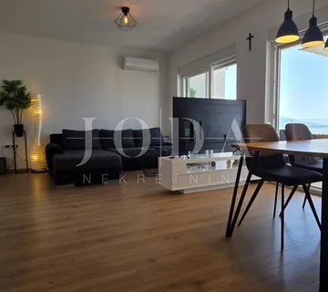 Novo uređeni stan 67m2 s panoramskim pogledom na more. - cover