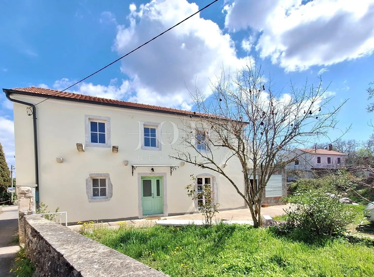 Autentična kamena kuća s okućnicom, Dobrinj - otok Krk - cover