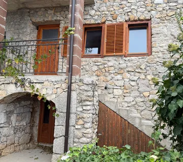 Grižane stan na mirnoj lokaciji - Grižane, Vinodolska općina