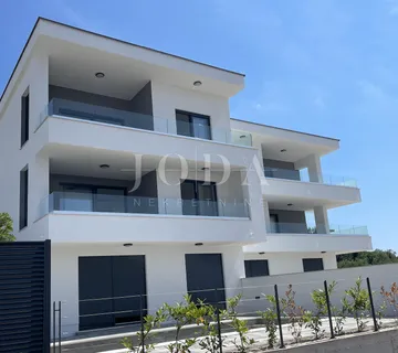 Malinska, odličan koncept apartmana, novogradnja - cover