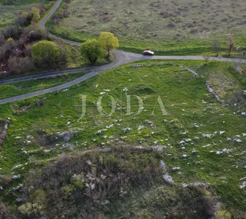 PRILIKA POPUST!! 4 građevinska terena sa prekrasnim pogledom,Kršan okolica