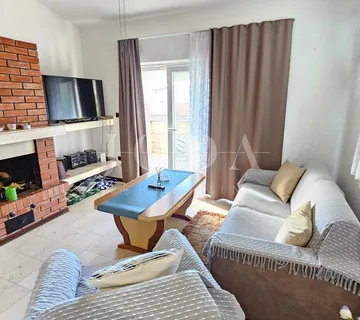 Selce stan sa okućnicom i parkingom blizu mora - cover