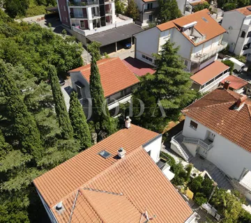 Kuća s potencijalom u centru Dramlja - Dramalj, Crikvenica