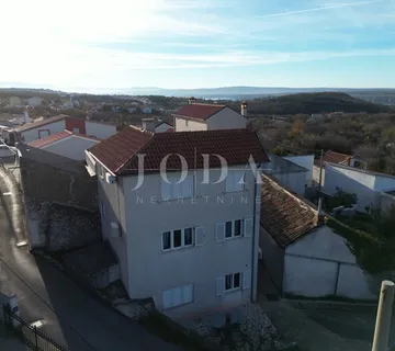 Jadranovo kuća sa pet jedinica - Jadranovo, Crikvenica
