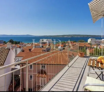 Crikvenica, stan u centru sa pogledom na more - cover