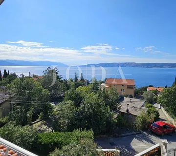 Ekskluzivna prodaja dvojne kuće u Novom Vinodolskom, atraktivna lokacija - cover