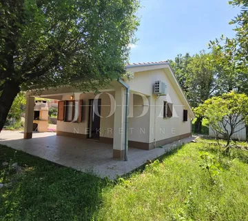 Kraljevica kuća blizu mora