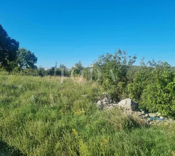 NOVI VINODOLSKI, građevinski teren 508m2