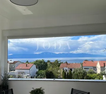 Novouređeni apartman s otvorenim pogledom na more - cover
