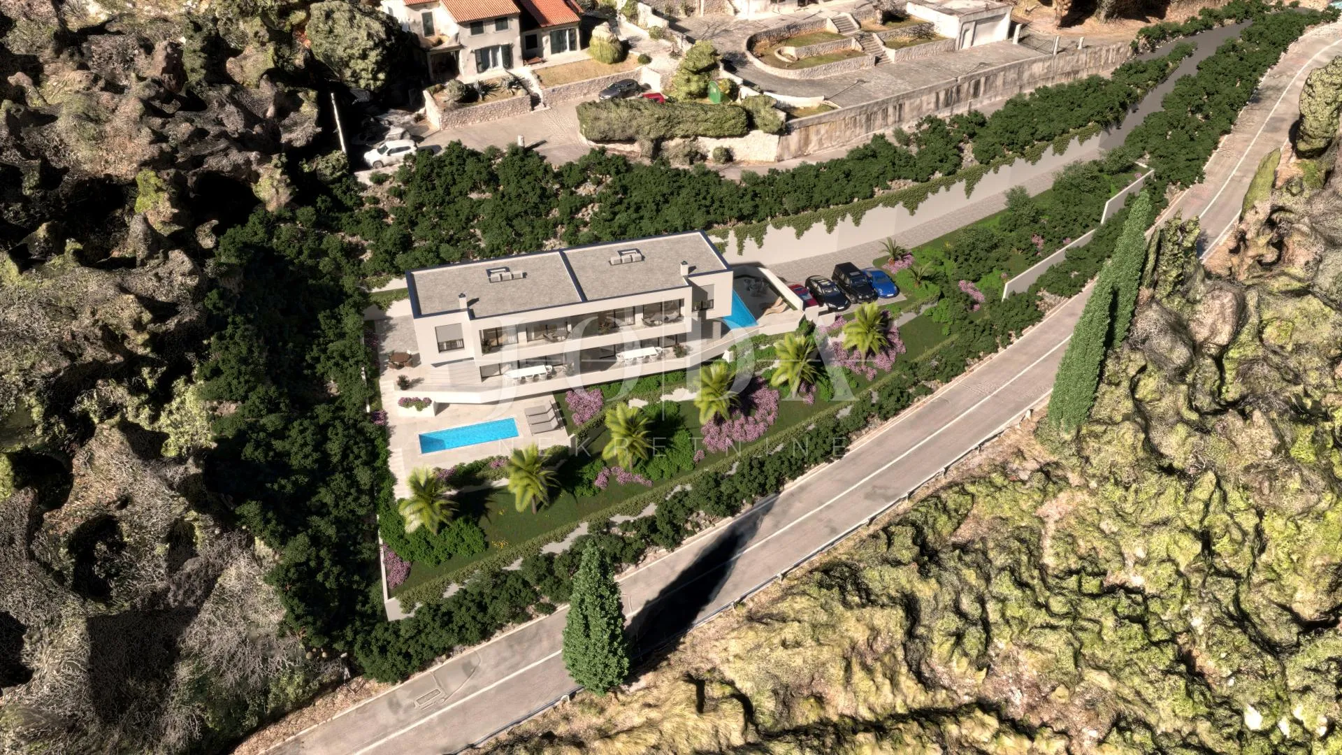 Mošćenička Draga luksuzna novogradnja s dvije vile, bazenima i wellnessom - cover