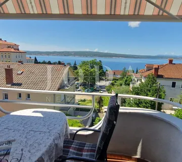 Crikvenica, dvosobni stan na vrhunskoj lokaciji sa parkingom