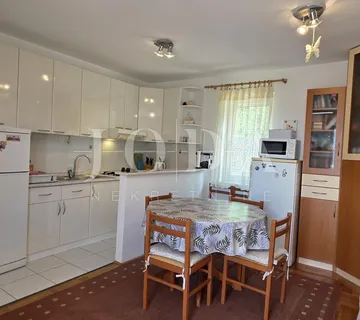 Stan Crikvenica prodaja | 2S+DB | pogled na more | blizu plaže | useljivo