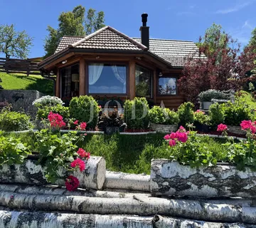 Kupjak imanje na prodaju - cover