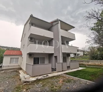 Povile dva stana u blizini mora - Povile, Novi Vinodolski