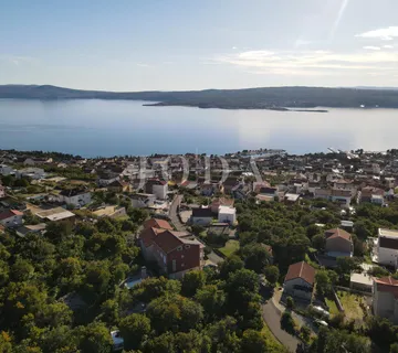 Crikvenica stan za život i uživanje - cover