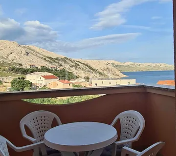 Apartman 200m od mora na Pagu - Metajna, Novalja