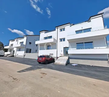 Novogradnja s prekrasnim pogledom na more - cover