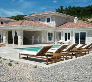 Jadranovo villa - cover