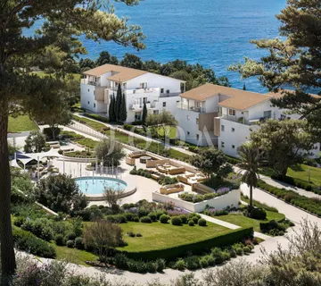 Novi Vinodolski penthouse drugi red do mora - cover