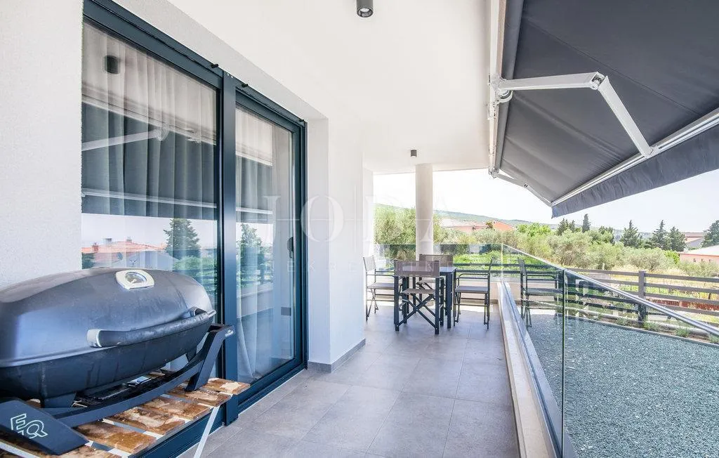 Punat - apartman u prizemlju s bazenom i okućnicom - cover