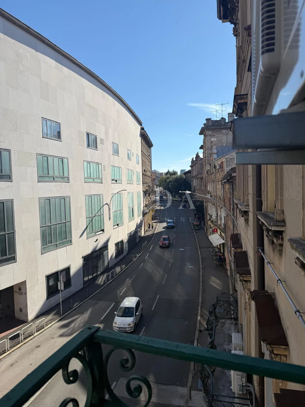 Rijeka - prostran stan u centru  - cover