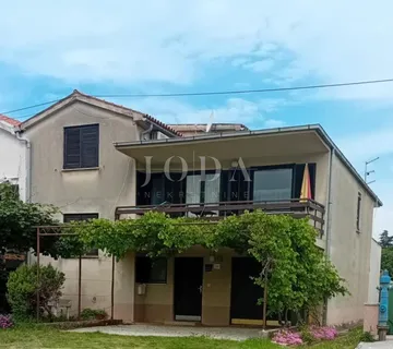 Kuća u blizini mora i svih sadržaja,Novigrad - cover