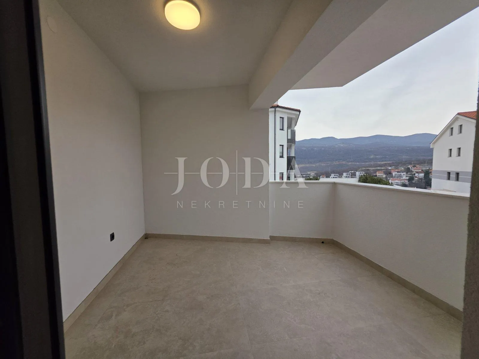 NOVI VINODOLSKI, novogradnja stan na prvom katu - cover