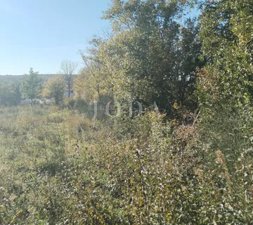 Labin, građevinsko zemljište na traženoj lokaciji - cover