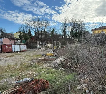 Viškovo – građevinsko zemljište 1408 m² s građevinskom dozvolom - cover