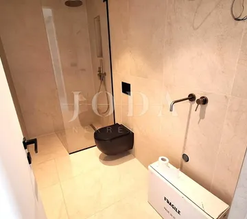 Luksuzni apartman s bazenom, otok Krk - cover