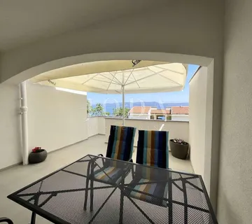 Ravni, dvosobni stan sa pogledom na more - cover