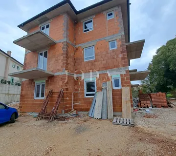 Apartman u novogradnji s dvije spavaće sobe - cover