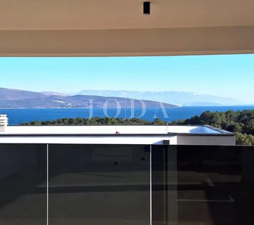 Luksuzni apartman s bazenom i terasom, grad Krk - cover