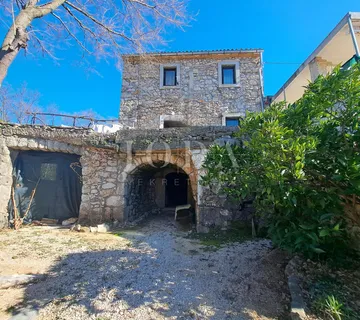 Otok Krk - kamena kuća za adaptaciju - cover