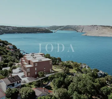 Ekskluzivna novogradnja 30m od mora - cover